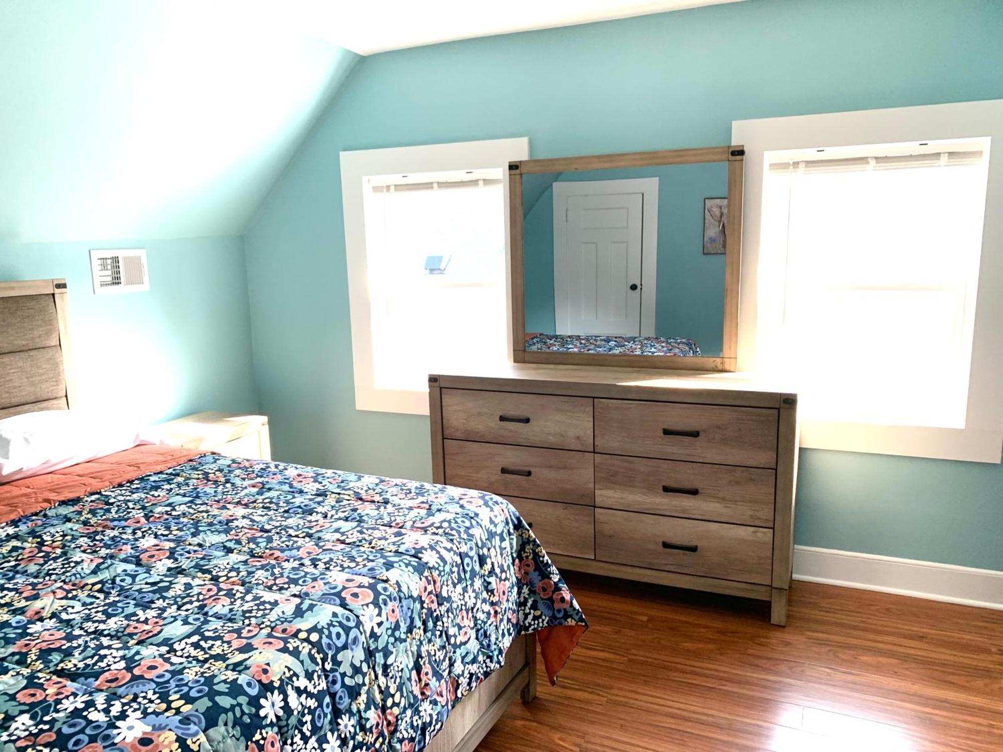 Newly Renovated 4 Bedroom Apartment Near Downtown. Montclair Exterior photo